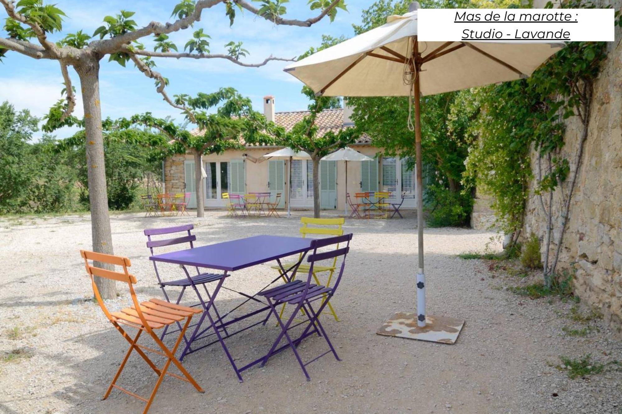 Domaine Les Terres De Saint-Hilaire Apartment Ollieres Ngoại thất bức ảnh